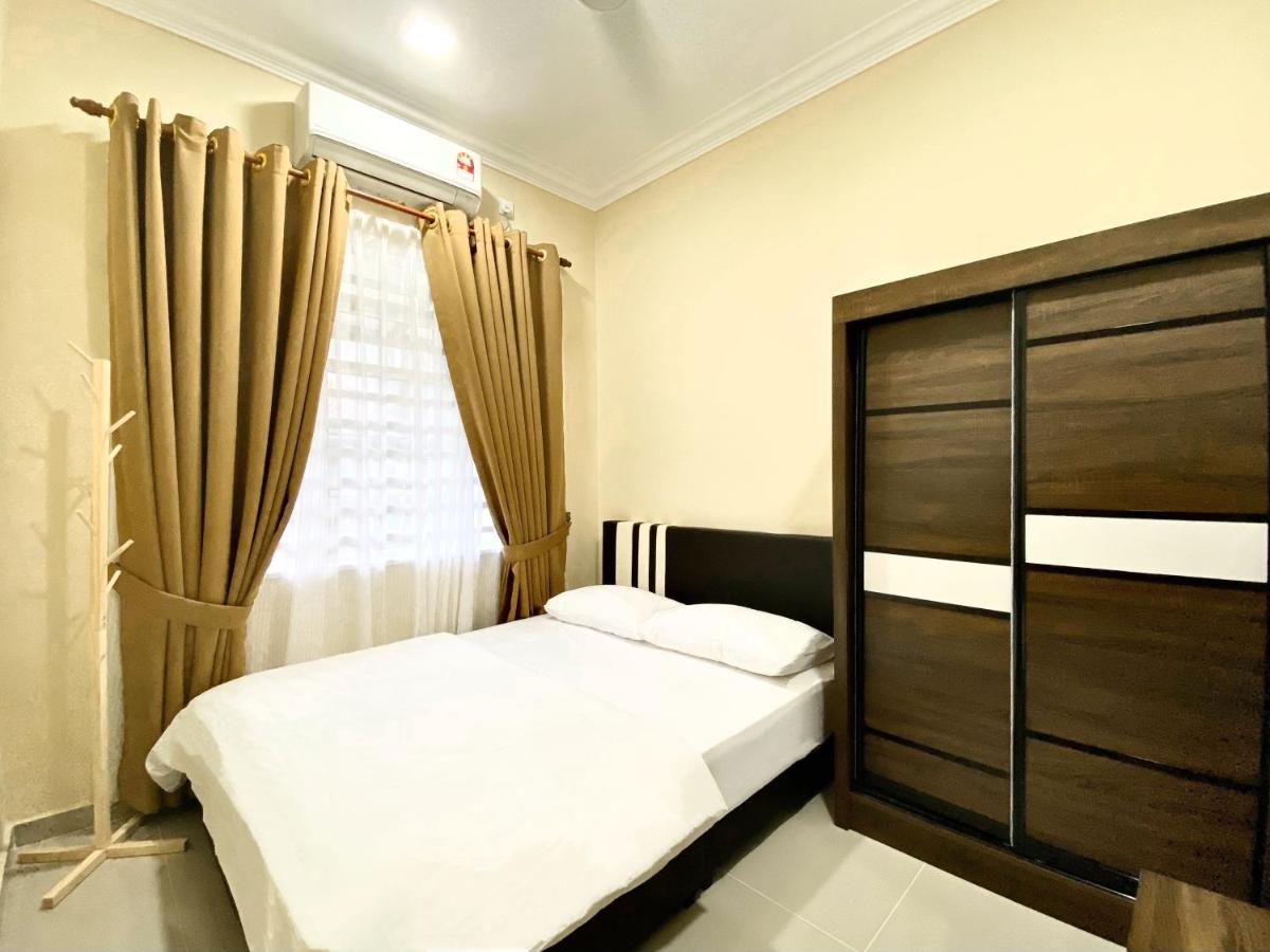 Nazza Homestay Besut With Swimming Pool Kampung Raja Εξωτερικό φωτογραφία