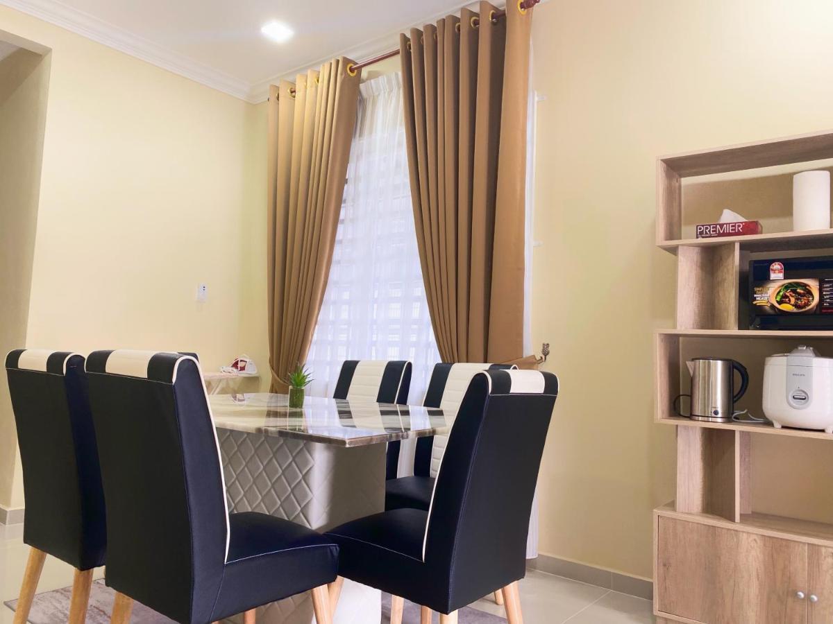 Nazza Homestay Besut With Swimming Pool Kampung Raja Εξωτερικό φωτογραφία