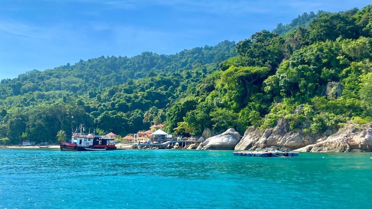 Nazza Homestay Besut With Swimming Pool Kampung Raja Εξωτερικό φωτογραφία